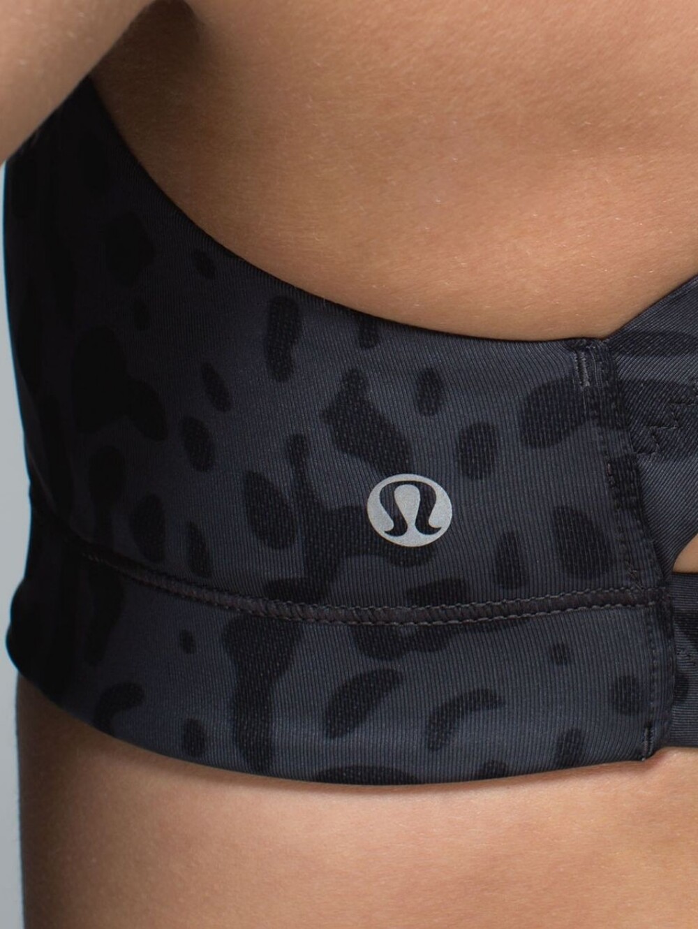Lululemon In A Flash Bra II Animal Swirl Deep Coal Black Size 4 - Picture 3 of 8